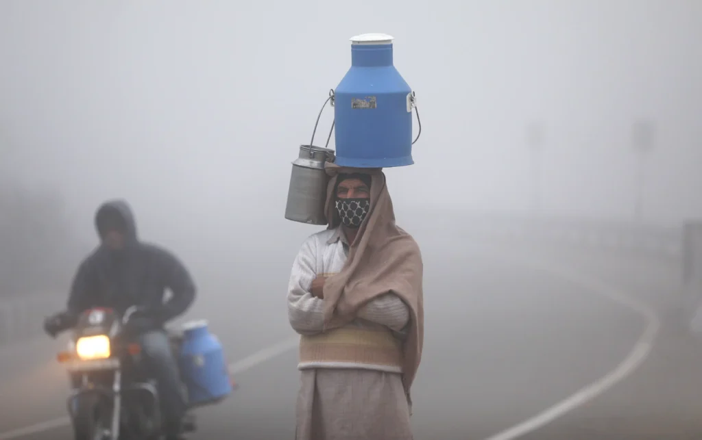 Dense Fog Prompts Traffic Caution Advisory in Rural Jammu