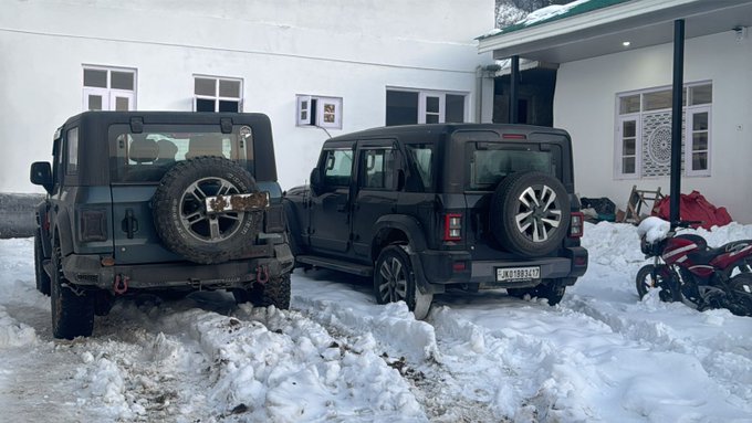 Social Media Influencer Among Two Booked for Reckless Snow Driving in Gulmarg