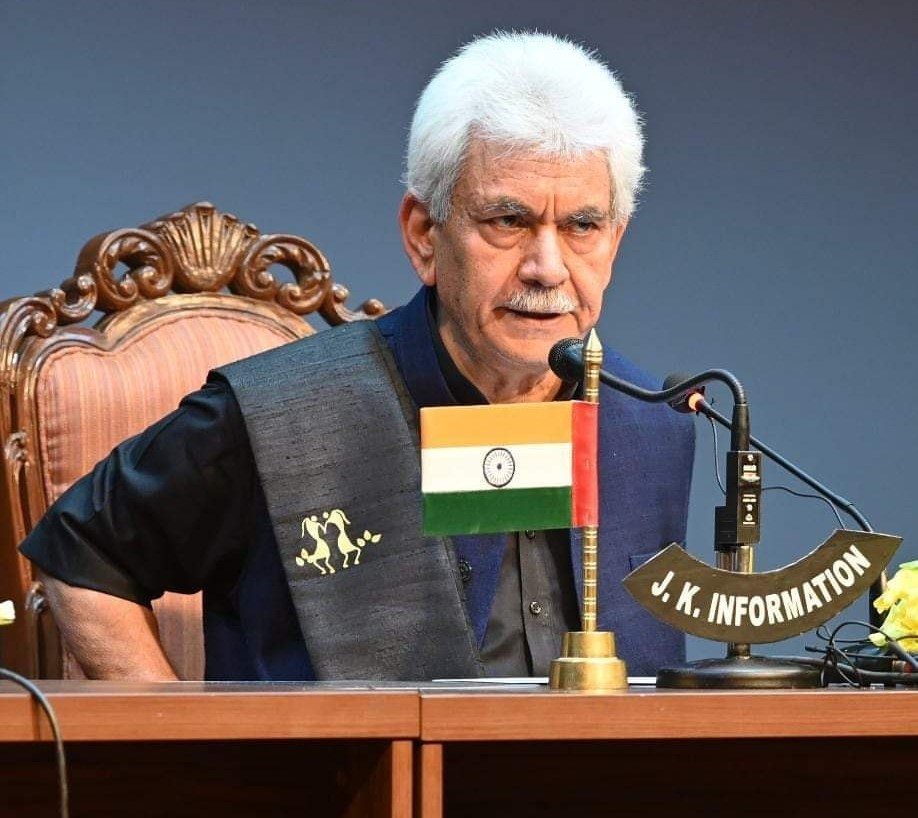 J&K LG Manoj Sinha Urges Youth: “Emulate Army Veterans’ Lives”
