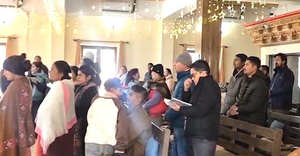 Leh marks Christmas with prayers for peace, remembrance of martyrs