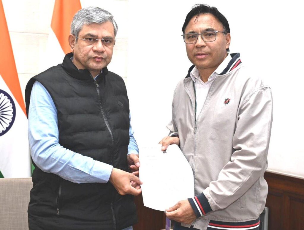 MP Haneefa raises Akashvani Kargil, rail connectivity issues with Union Minister