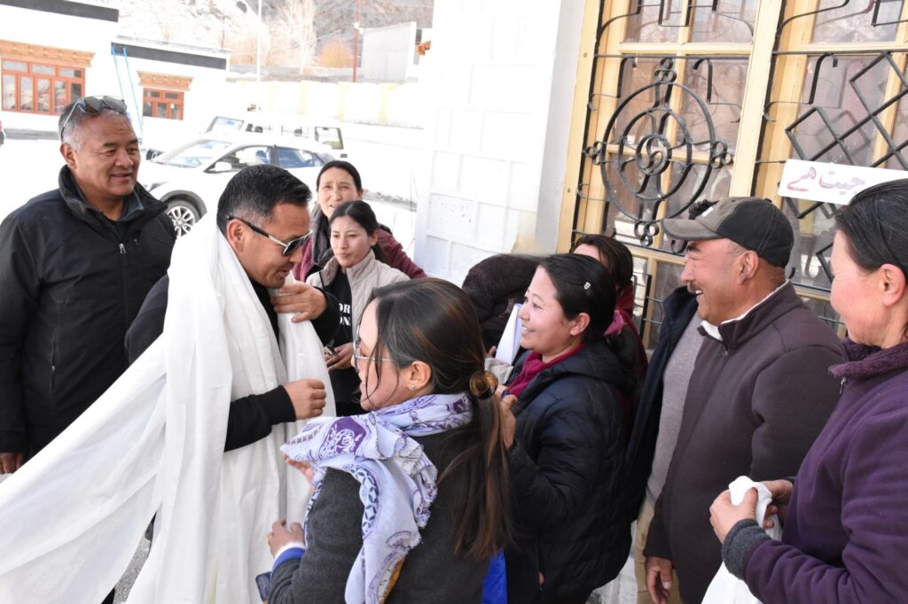 Jigmet Raftan (KAS) assumes Charge as Sub-Divisional Magistrate, Nubra