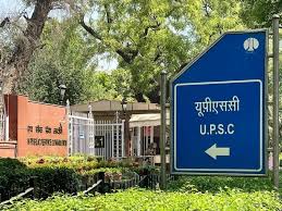 Chhattisgarh Man Conquers UPSC on Third Try After 6-Year Cancer Fight