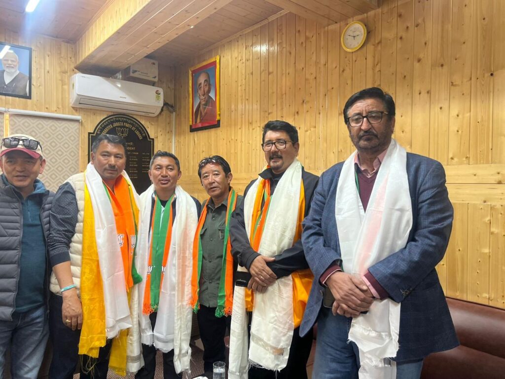 Haji Anayat Ali welcomes creation of New Ladakh Districts, praises PM Modi, HM Shah, LG Saxena