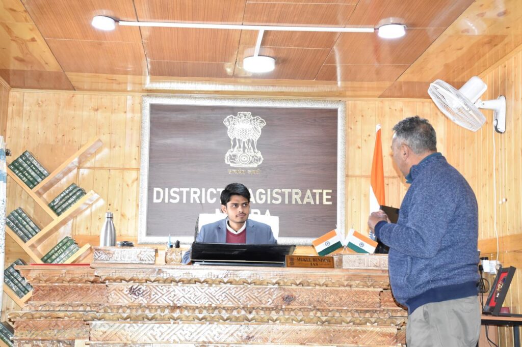 DC Nubra holds tourism review meeting, eyes solar subsidy for Hospitality sector