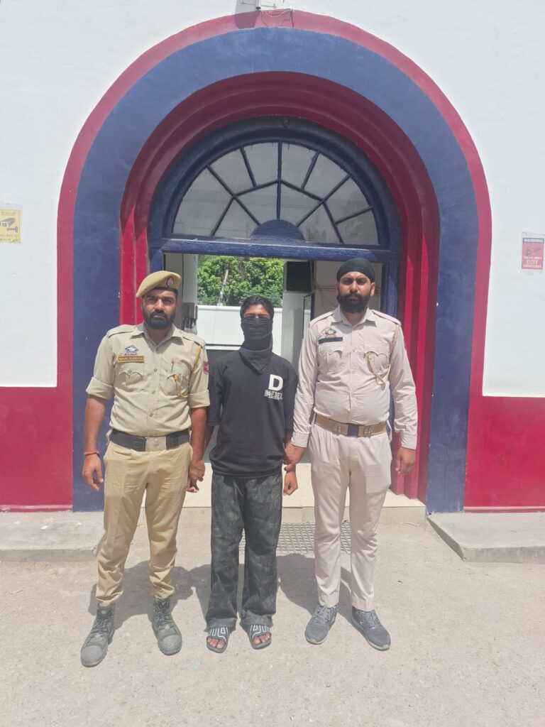 Stabbing Accused Arrested Within 36 Hours in Bishnah; Police Launch Search for Another Suspect