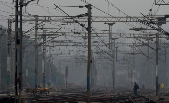 J-K: Delhi-Bound Train’s Driver Cabin Glass Breaks in Samba, Probe Underway